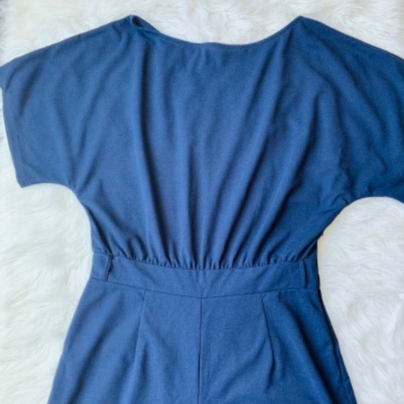 Women's Jumpsuit Size XL - Picture 2 of 5